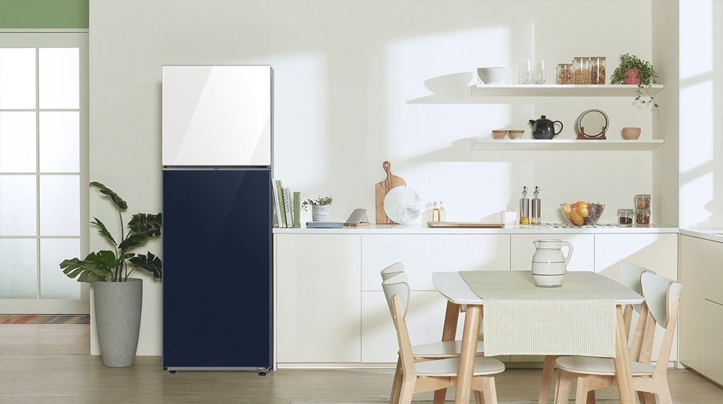 Tủ Lạnh Samsung Inverter 305 Lít RT31CB56248ASV - hình 1