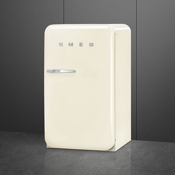 Tủ lạnh mini Smeg 122 lít FAB10RCR6 50’s Style - hình 3
